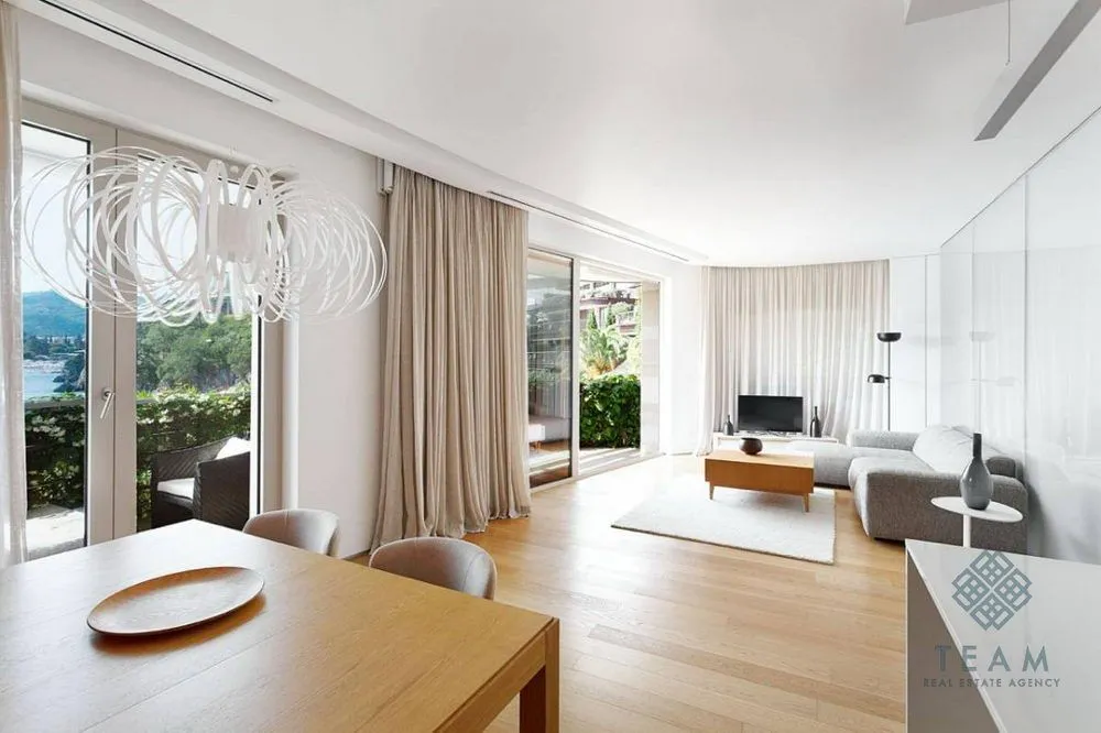 Sale, one bedroom apartment, 107m², Dukley Gardens, Budva