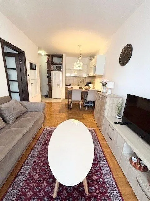 Sale, one bedroom apartment, 40m², Podkošljun, Budva