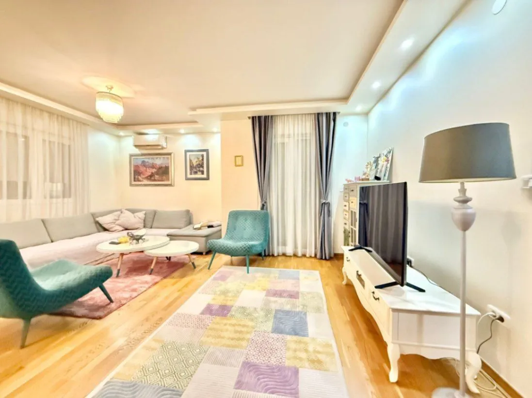 Sale, two bedroom apartment, 178m², City Kvart, Podgorica