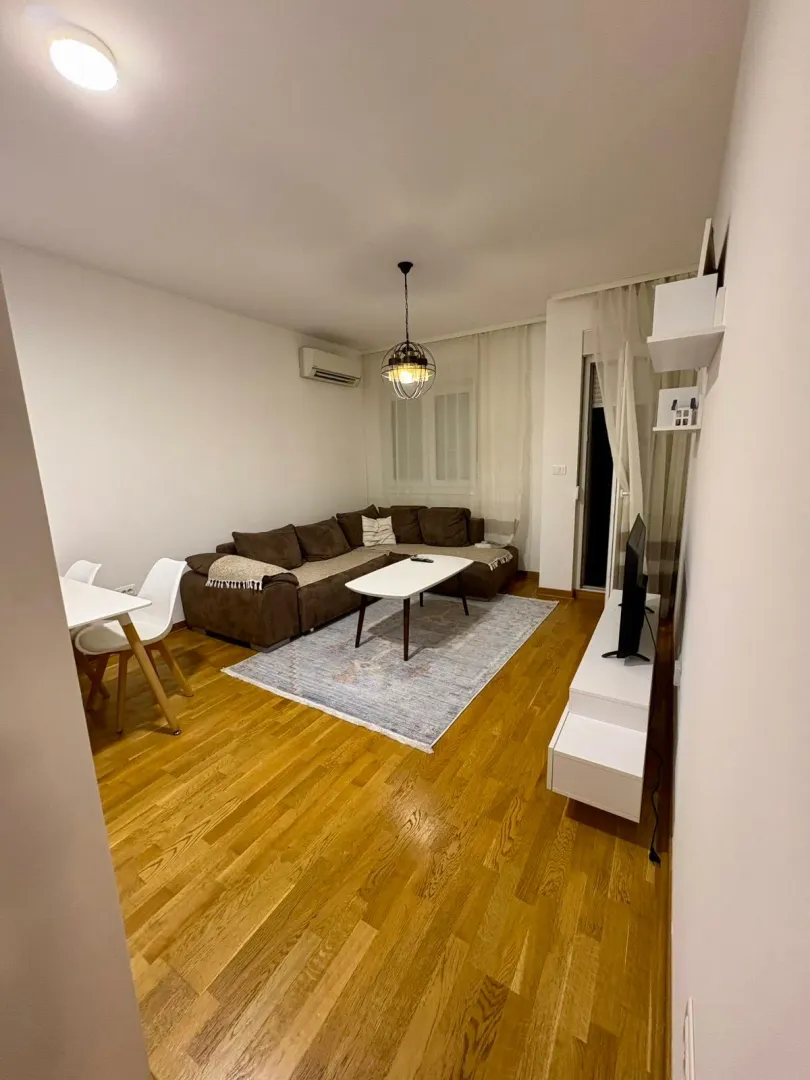 Rent, one bedroom apartment, 45m², City Kej, Podgorica