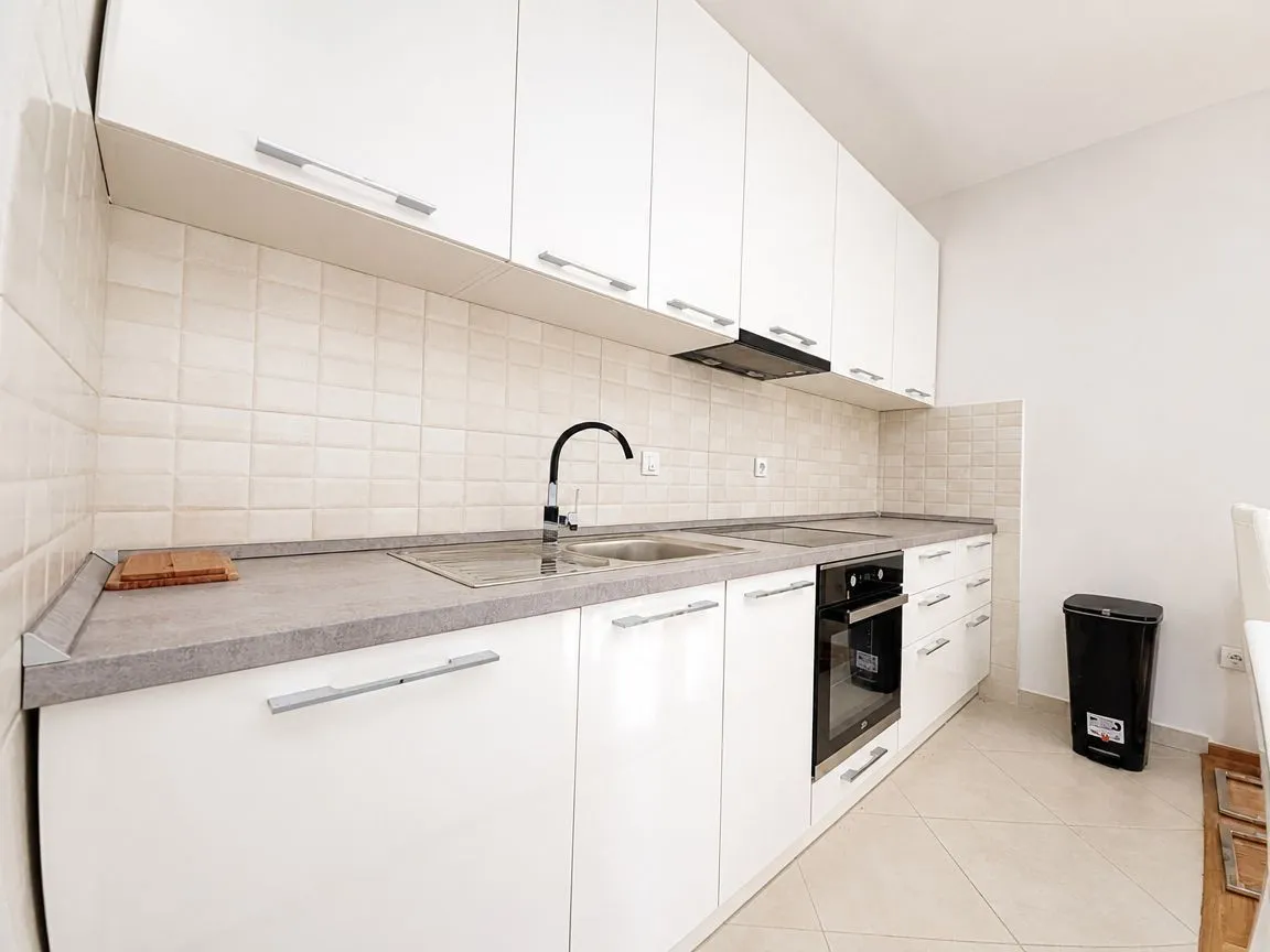 Sale, two bedroom apartment, 58m², Bečići, Budva