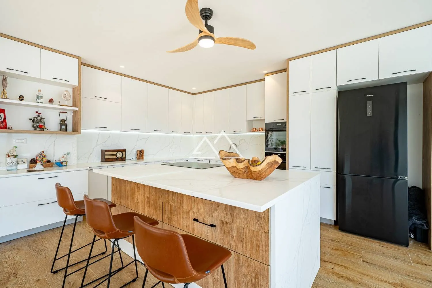 Prodaja, kuća, 220m², Tivat, Crna Gora