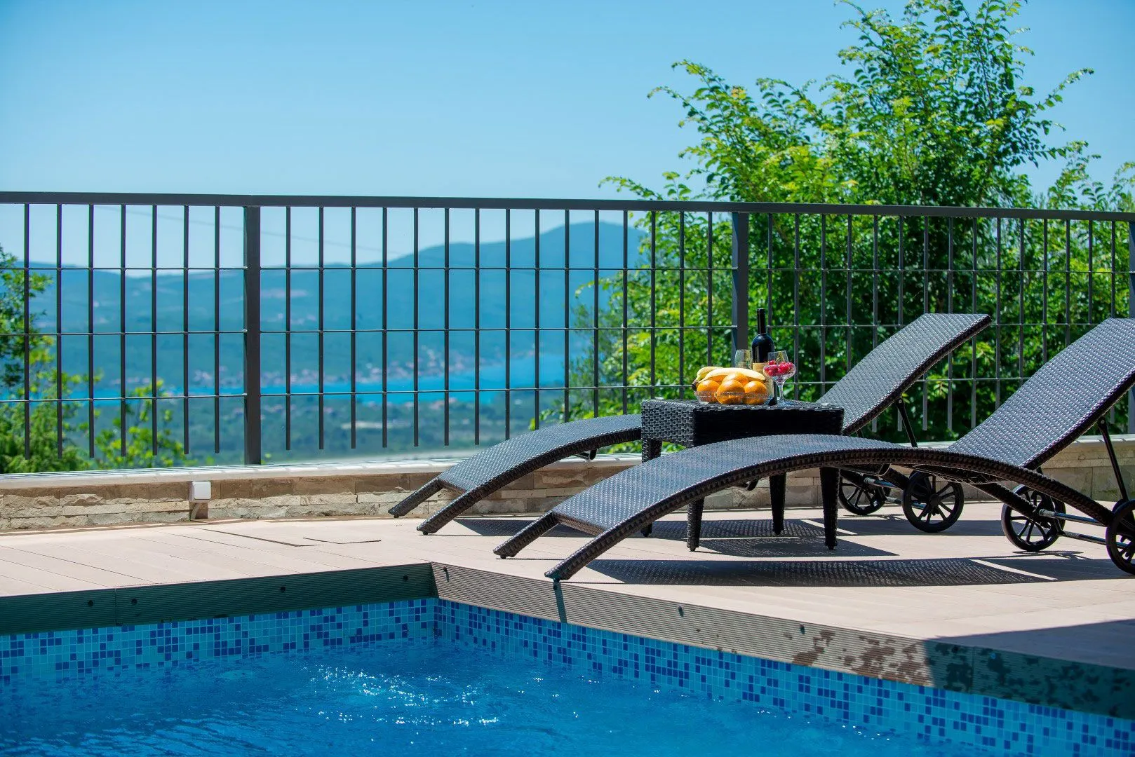 Sale, house, 310m², Kavač, Kotor