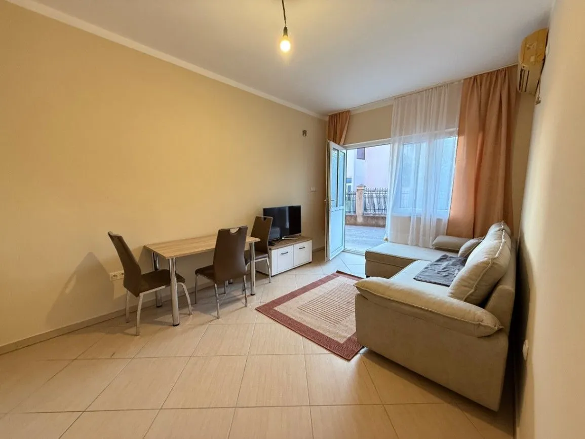 Rent, one bedroom apartment, 45m², Stari Bar, Bar
