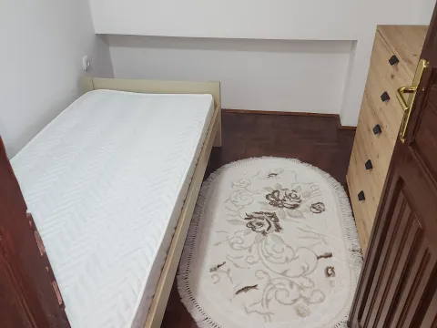 Prodaja, trosoban stan, 57m², Stara varoš, Nikšić - image 9