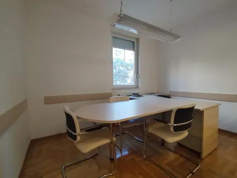 Izdavanje, poslovni prostor, 62m², Vračar Sve Podlokacije, Beograd - image 13