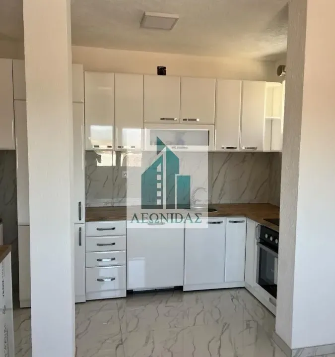 Izdavanje, četvorosoban stan, 77m², Medijana, Niš