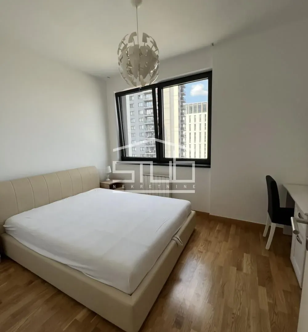Rent, four bedroom apartment, 88m², Savski Venac, Beograd