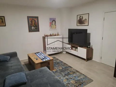 Prodaja, trosoban stan, 500m², Novi Sad Sve Podlokacije, Novi Sad - image 1