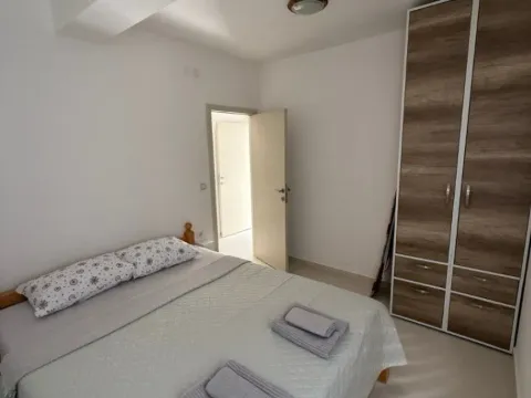 Stan-na-dan, dvosoban stan, 60m², Kotor, Crna Gora - image 6