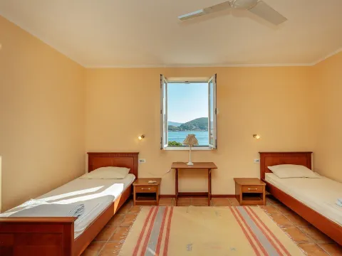 Prodaja, kuća, 291m², Lepetani, Tivat - image 13