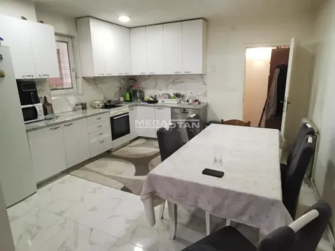 Prodaja, kuća, 130m², Ledine, Beograd - image 12