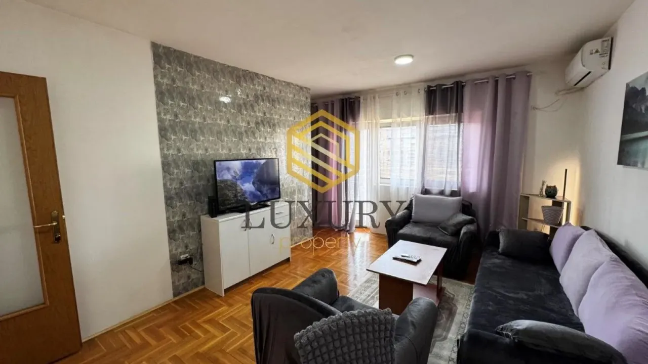 Rent, one bedroom apartment, 40m², Stari Aerodrom, Podgorica