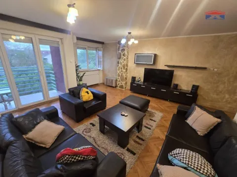 Izdavanje, četvorosoban stan, 105m², Rotkvarija, Novi Sad Sve Podlokacije - image 3