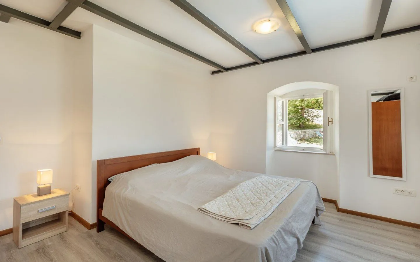 Sale, house, 800m², Prčanj, Kotor