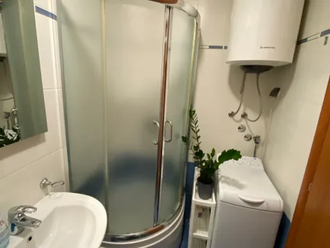 Stan-na-dan, stan, 30m², Kod Big Fashion-a, Podgorica - image 7