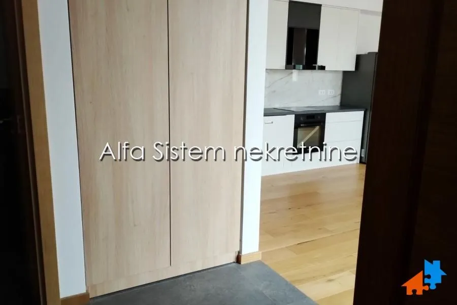 Rent, two bedroom apartment, 90m², Voždovac Sve Podlokacije, Beograd