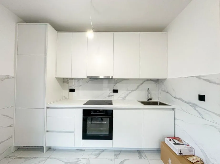 Izdavanje, dvosoban stan, 63m², Krivi Most, Podgorica