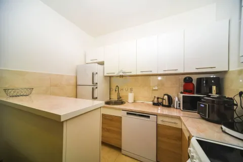 Izdavanje, jednosoban stan, 50m², Preko Morače, Podgorica - image 5