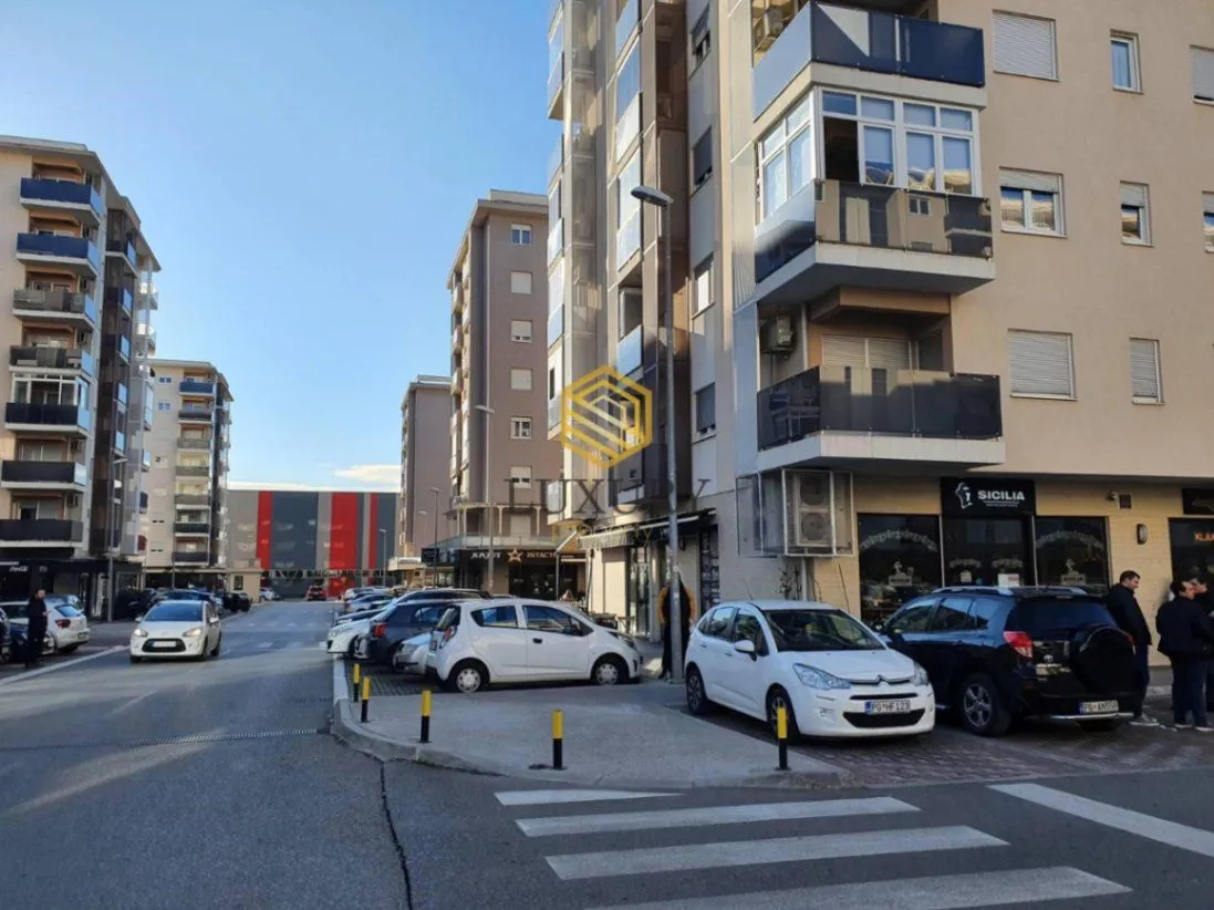 Prodaja, jednosoban stan, 43m², City Kvart, Podgorica