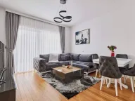 Prodaja, dvosoban stan, 74m², Dobrota, Kotor - image 4