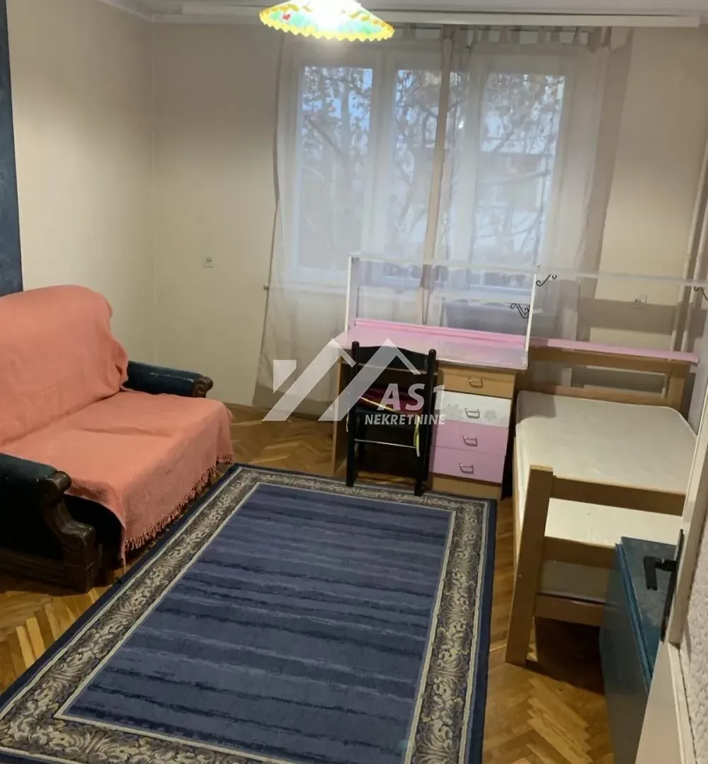 Izdavanje, dvosoban stan, 44m², Grbavica, Novi Sad Sve Podlokacije