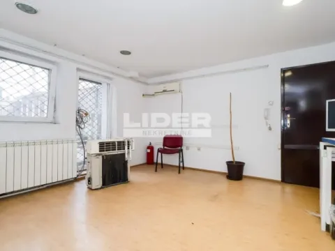 Izdavanje, stan, 43m², Stari Grad, Beograd - image 12