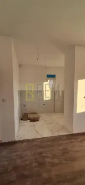 Nezavršena kuhinja u stanu. - image 6