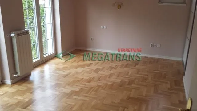 Rent, house, 300m², Savski Venac, Beograd