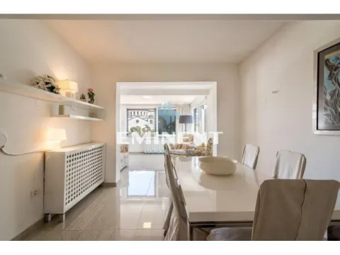 Sale, three bedroom apartment, 75m², Vračar Hram, Vračar Sve Podlokacije - image 1