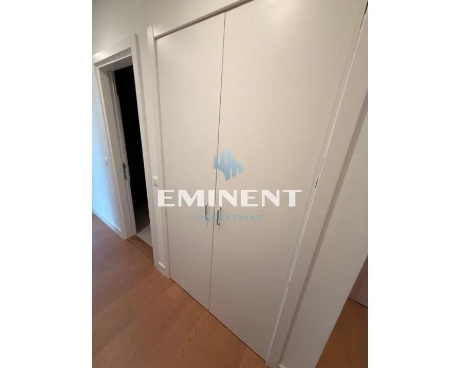 Rent, three bedroom apartment, 79m², Savski Venac, Beograd