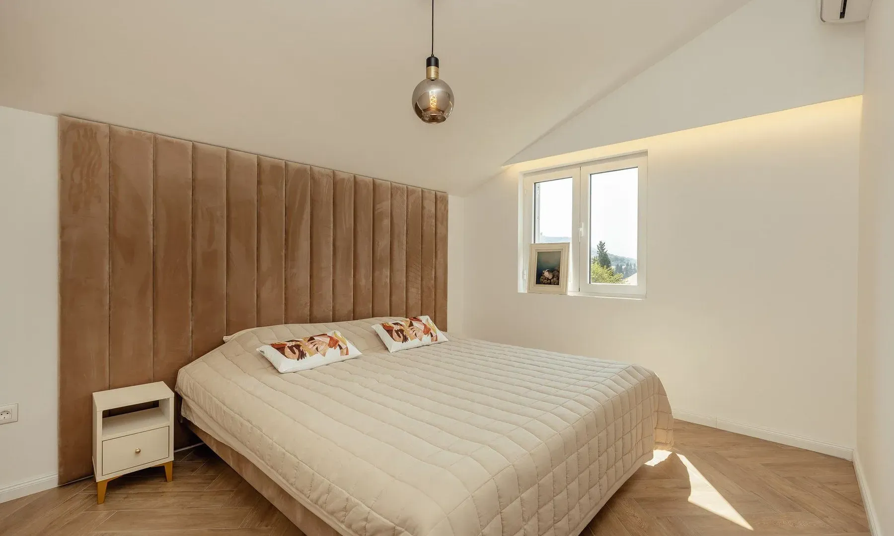 Rent, three bedroom apartment, 125m², Donja Lastva, Tivat