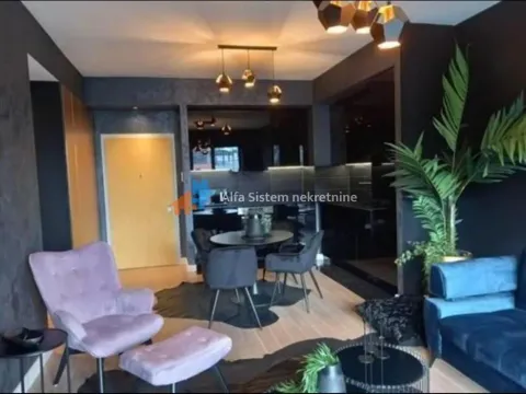 Izdavanje, trosoban stan, 80m², Savski Venac, Beograd - image 4