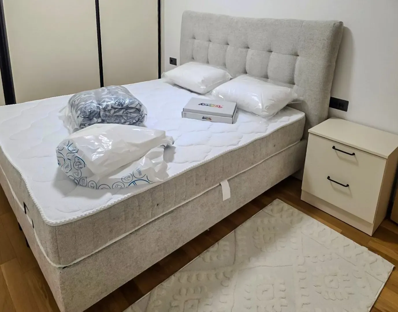 Izdavanje, dvosoban stan, 66m², Kumbor, Herceg Novi