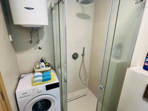 Izdavanje, jednosoban stan, 46m², New City, Podgorica - image 7