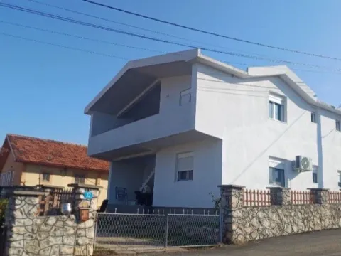 Rent, two bedroom apartment, 90m², Kakaricka Gora, Podgorica - image 6