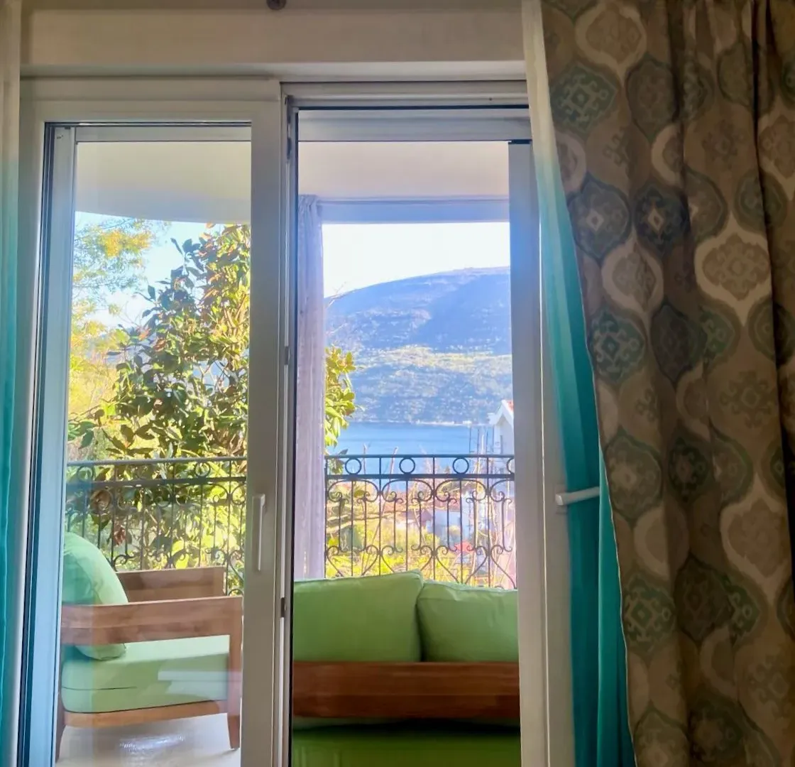 Rent, two bedroom apartment, 90m², Kumbor, Herceg Novi