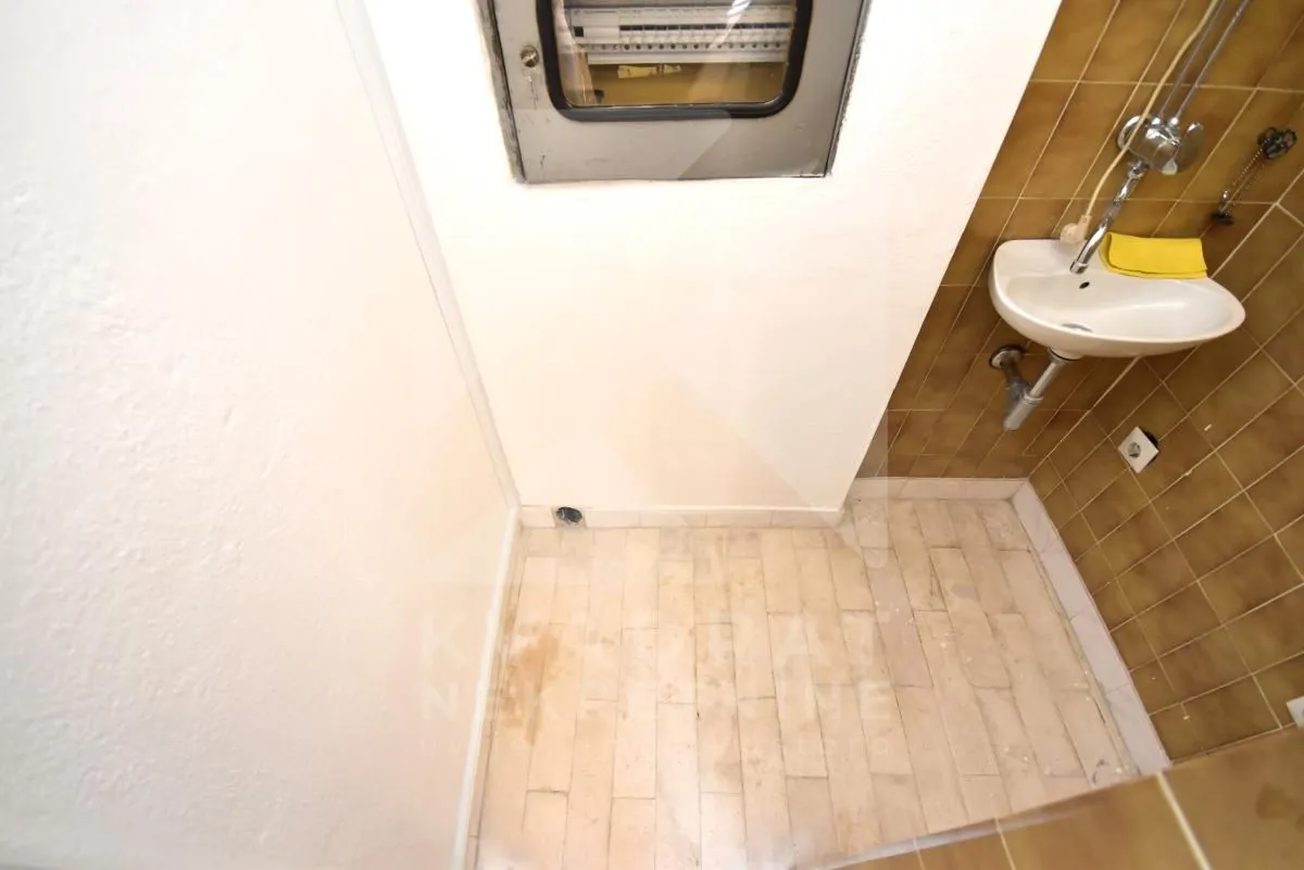 Rent, office space, 19m², Blok 5, Podgorica