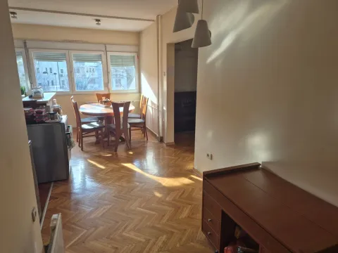 Sale, three bedroom apartment, 88m², Stari Merkator, Novi Beograd Sve Podlokacije - image 2