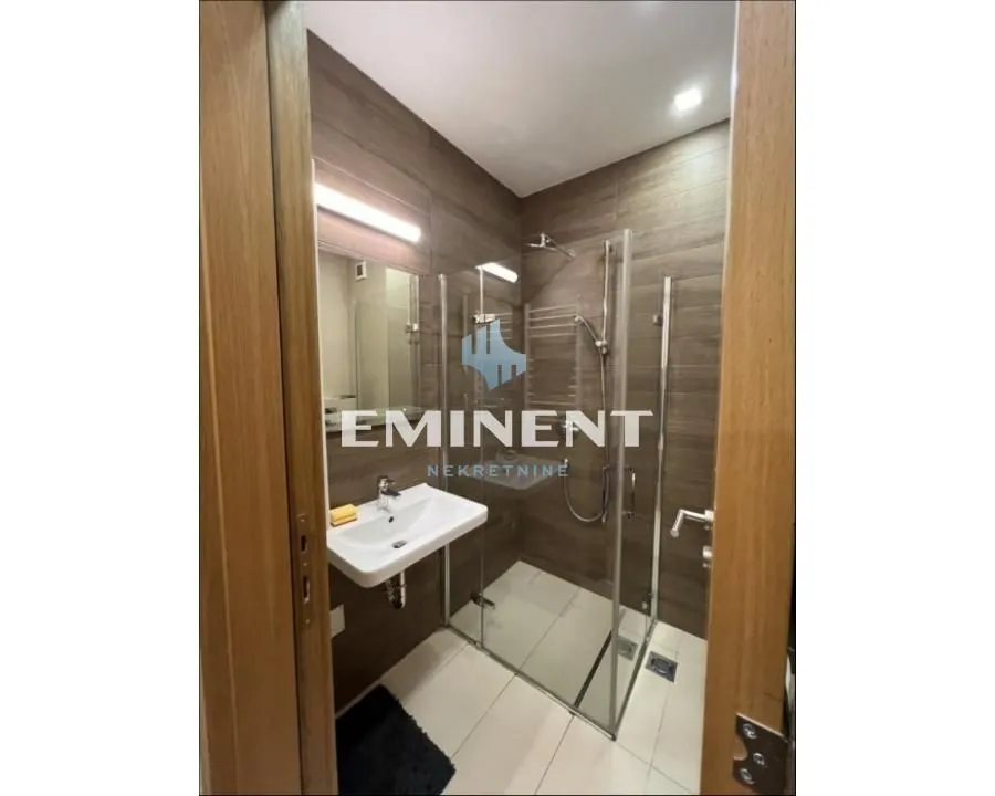 Rent, three bedroom apartment, 86m², Tašmajdan, Palilula Sve Podlokacije