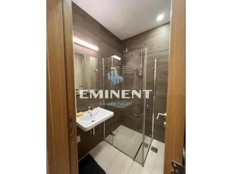 Izdavanje, trosoban stan, 86m², Tašmajdan, Palilula Sve Podlokacije - image 13