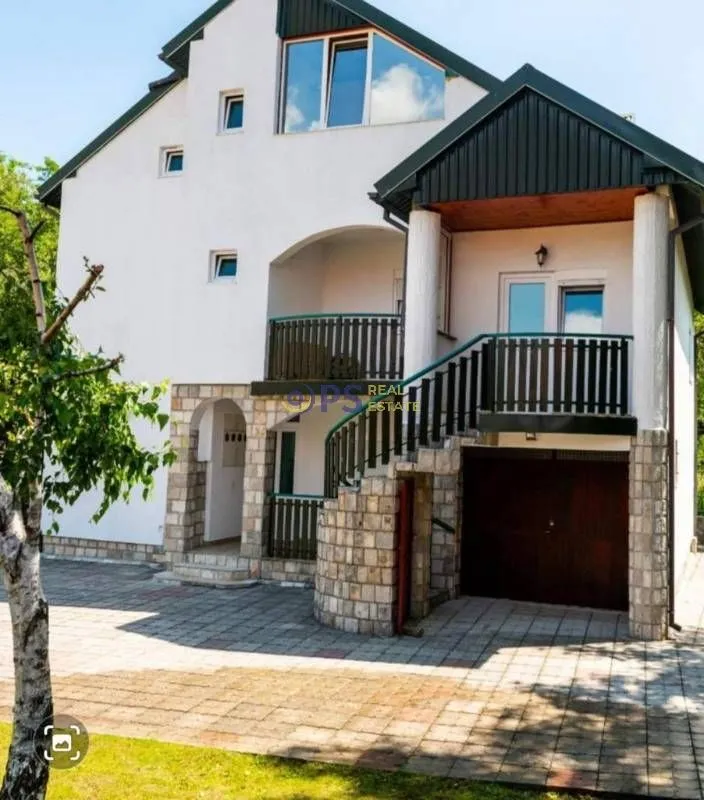 Prodaja, kuća, 304m², Kolašin, Crna Gora