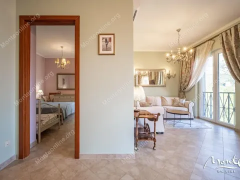 Prodaja, jednosoban stan, 63m², Orahovac, Kotor - image 17