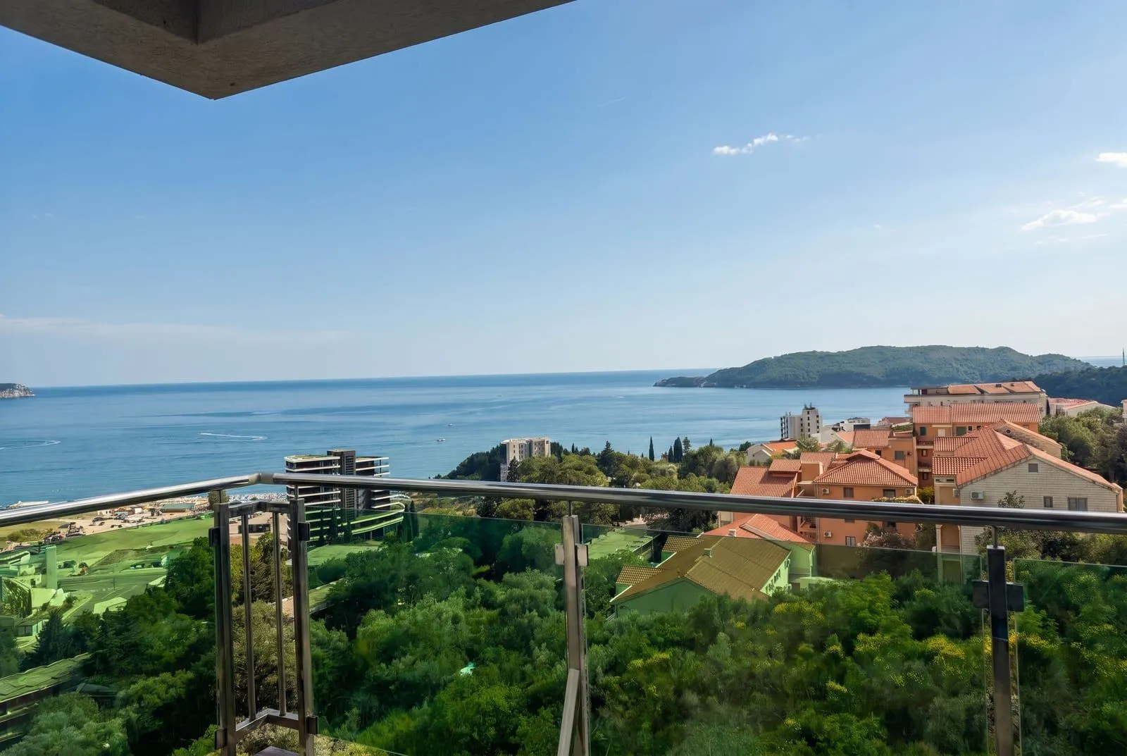 Prodaja, trosoban stan, 72m², Bečići, Budva
