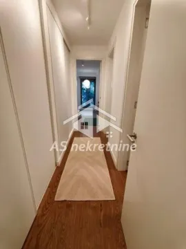 Izdavanje, trosoban stan, 99m², Kalenić Pijaca, Vračar Sve Podlokacije - image 10