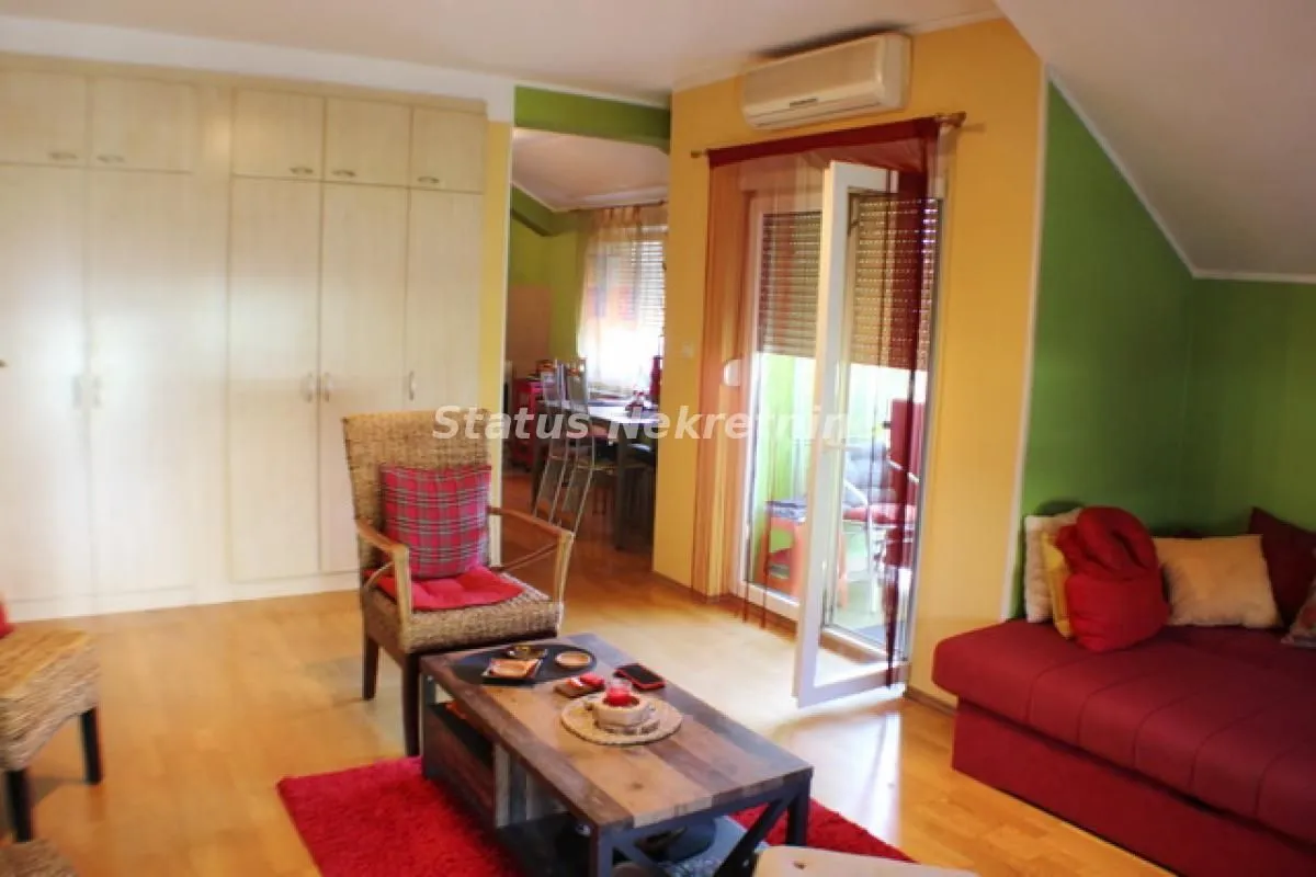 Prodaja, dvosoban stan, 59m², Grbavica, Novi Sad Sve Podlokacije
