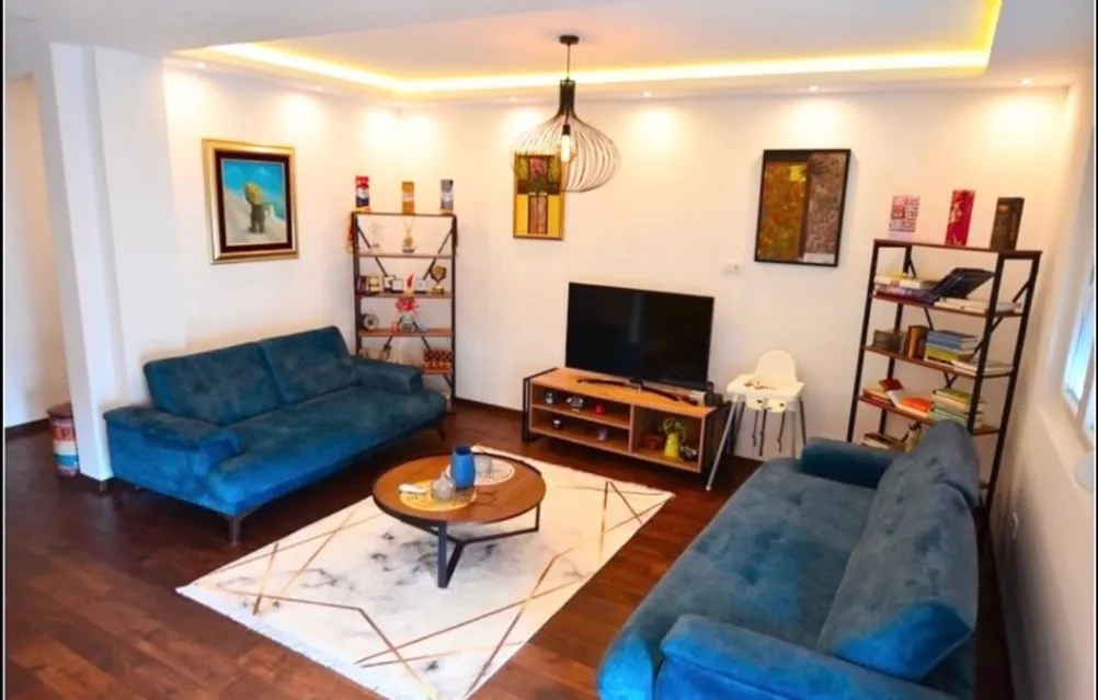 Sale, one bedroom apartment, 59m², Centar, Cetinje