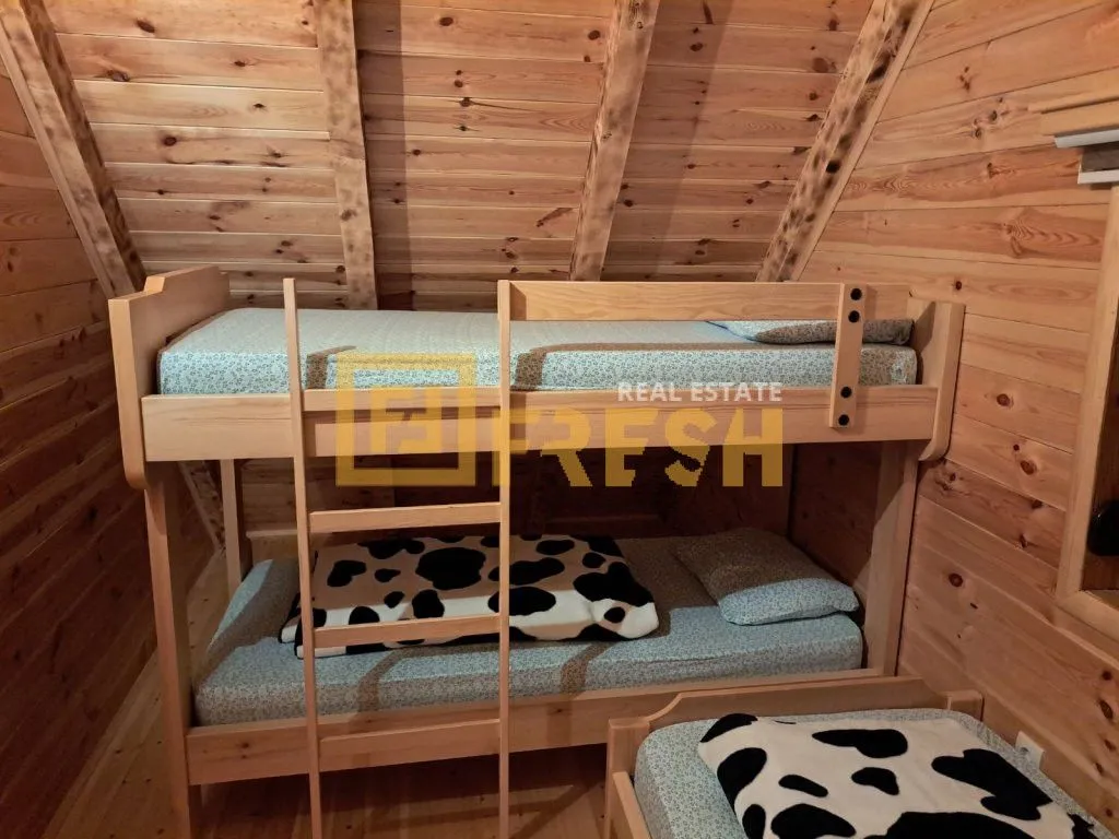 Prodaja, kuća, 110m², Žabljak, Crna Gora