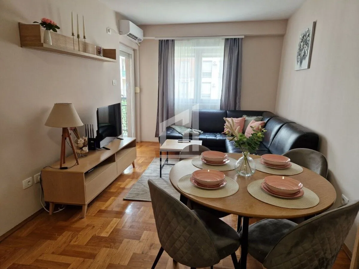 Rent, two bedroom apartment, 55m², Krivi Most, Podgorica