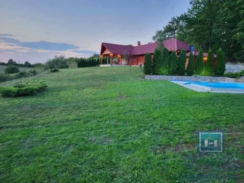 Prodaja, kuća, 228m², Velike Pčelice, Kragujevac - image 8